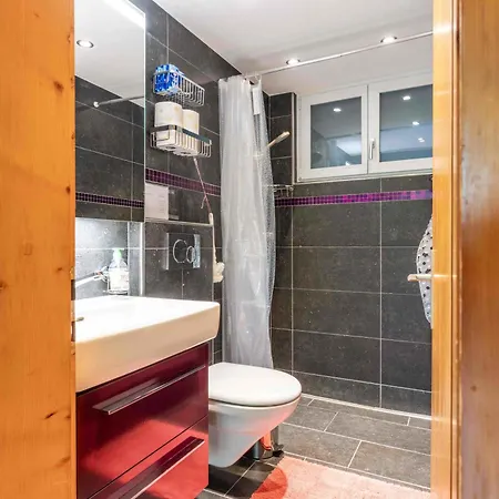 Hot Tub And Sauna With Garden Views And Near Gondola Ferienhaus *